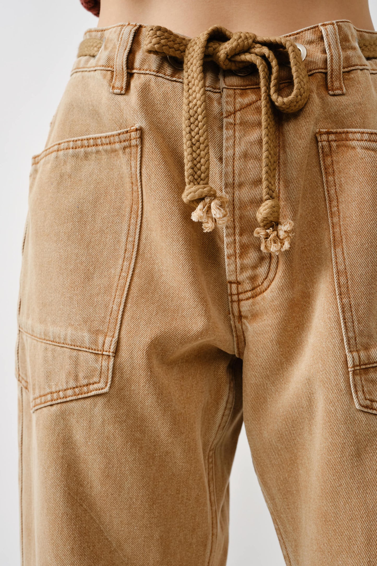 BARREL DENIM PANTS WITH EYELET WAIST