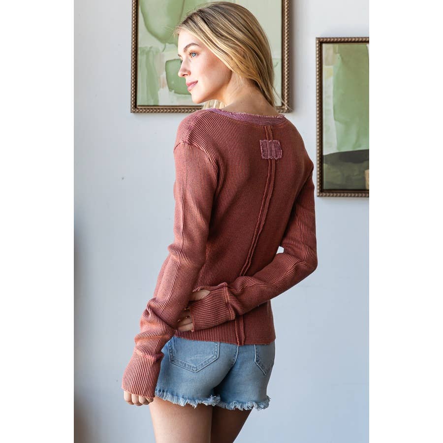 MINERAL WASHED HENLEY NECK THERMAL TOP