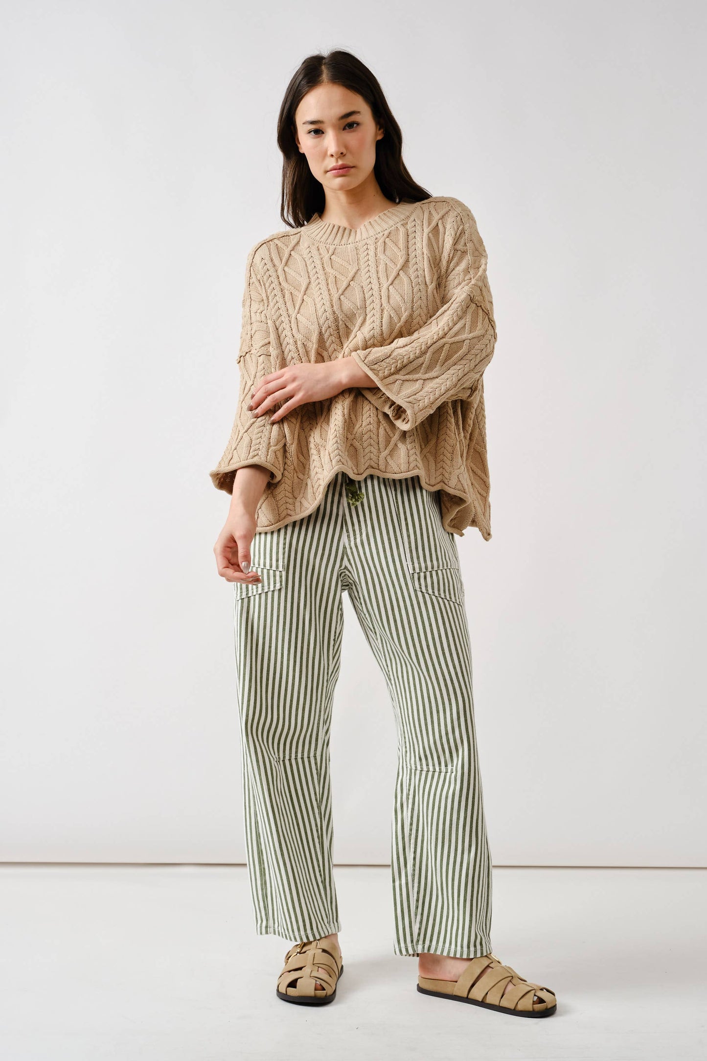 BARREL DENIM PANTS WITH EYELET WAIST