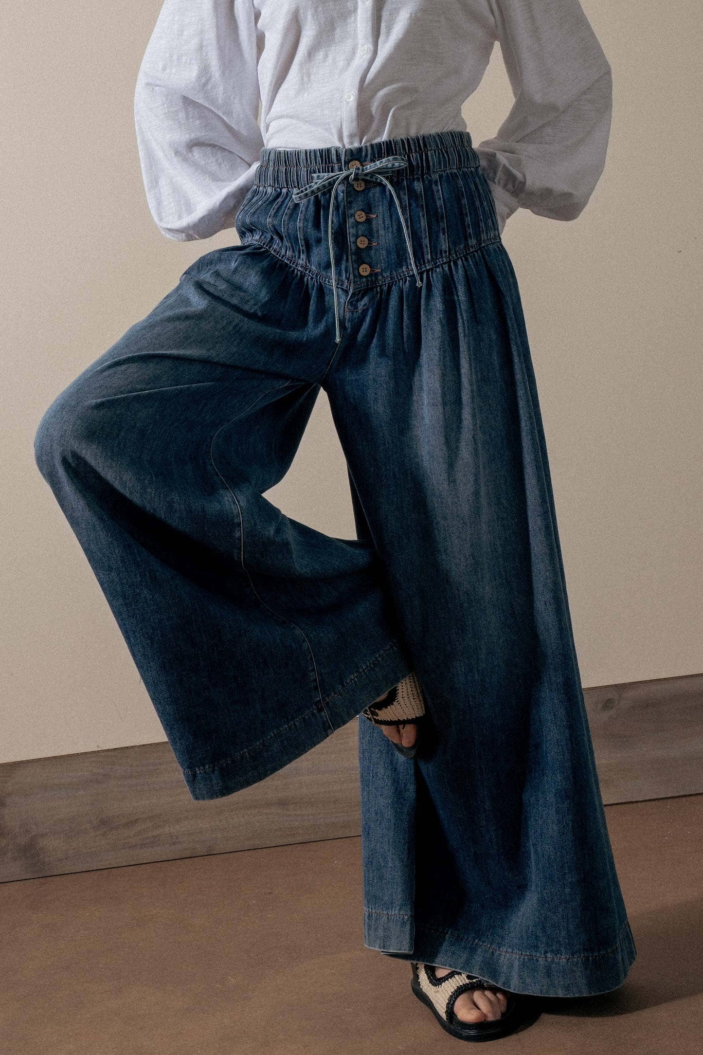 Pleated Wide-Leg Button Closure Pants