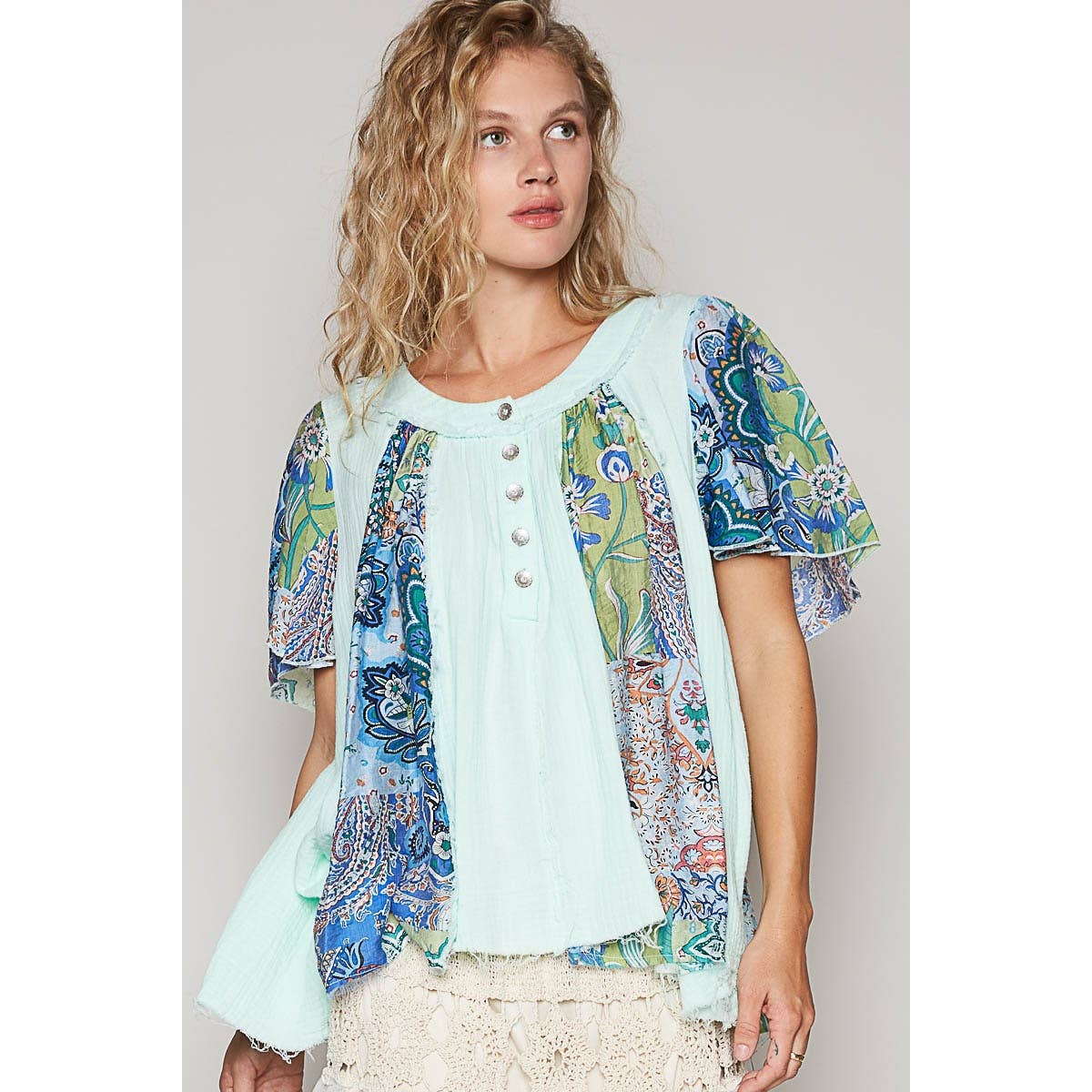 Round neck ruffle short sleeve printed woven top