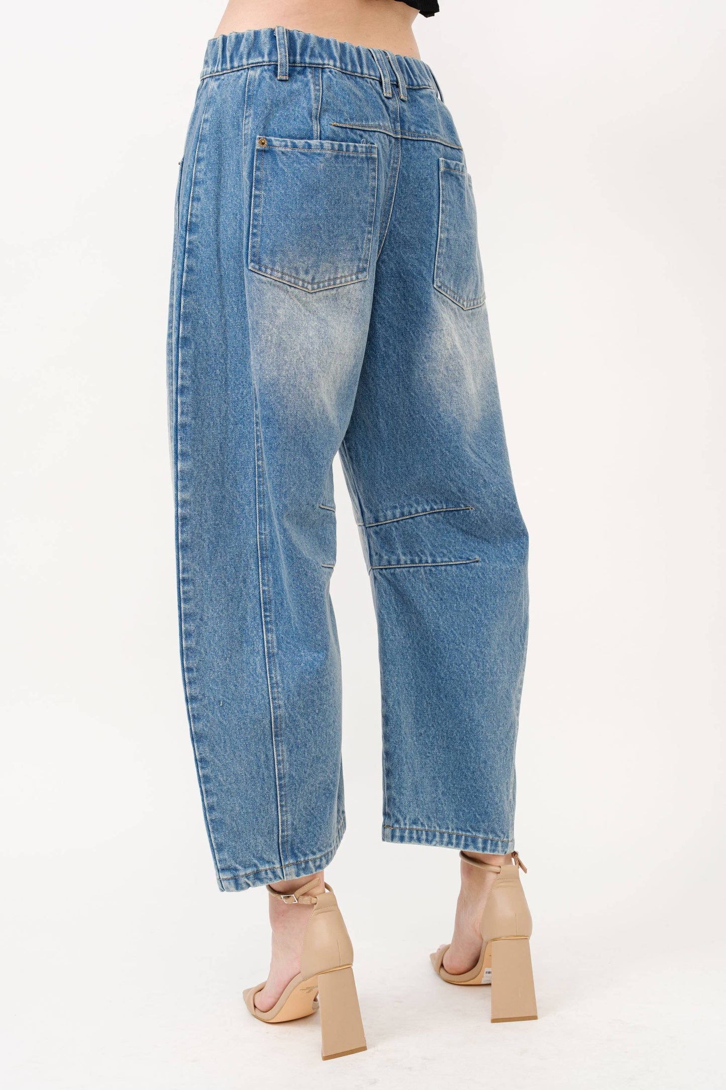 SLOUCHY RELAX FIT CROP BARREL JEANS