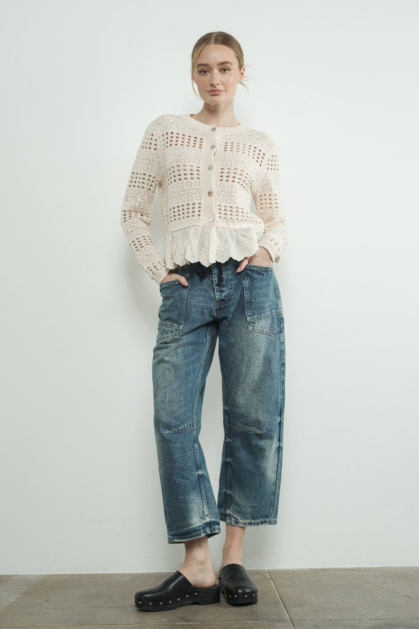 BARREL DENIM PANTS WITH EYELET WAIST