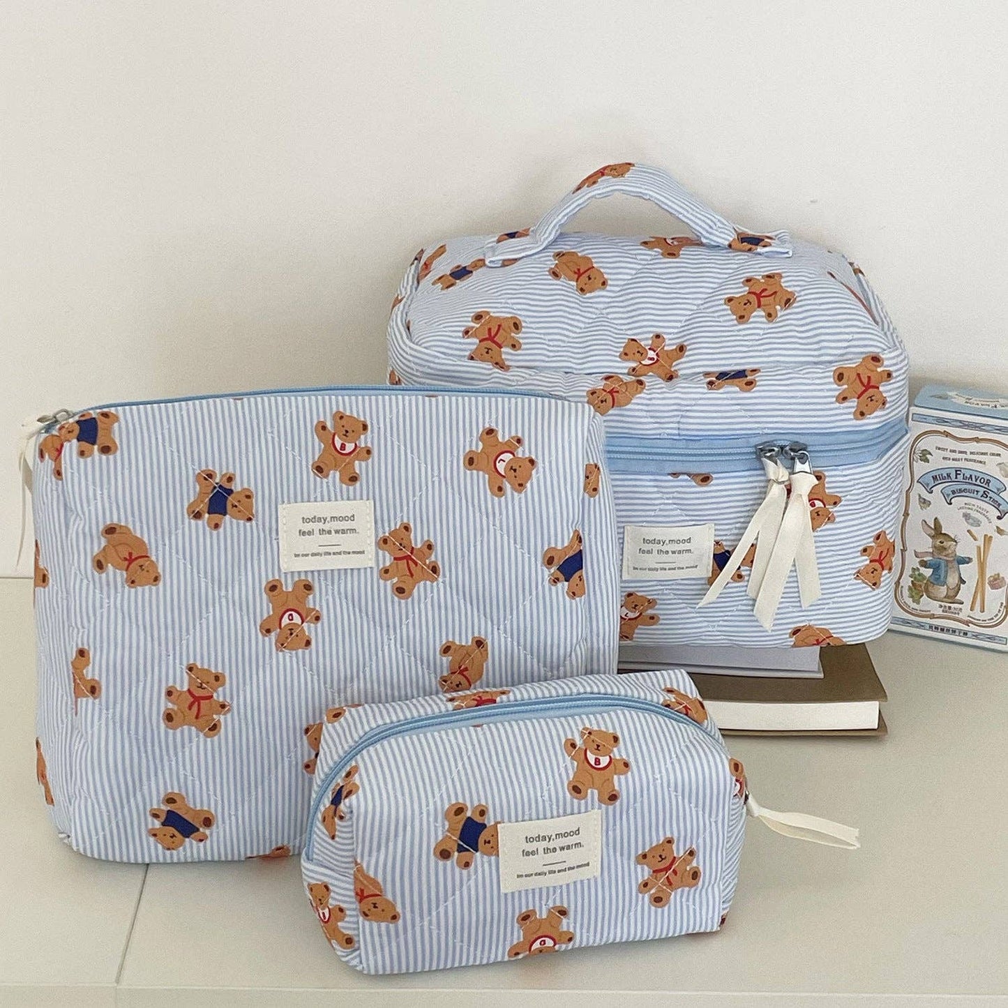 Cute Bear Print Striped Make Up Bag DP25A555