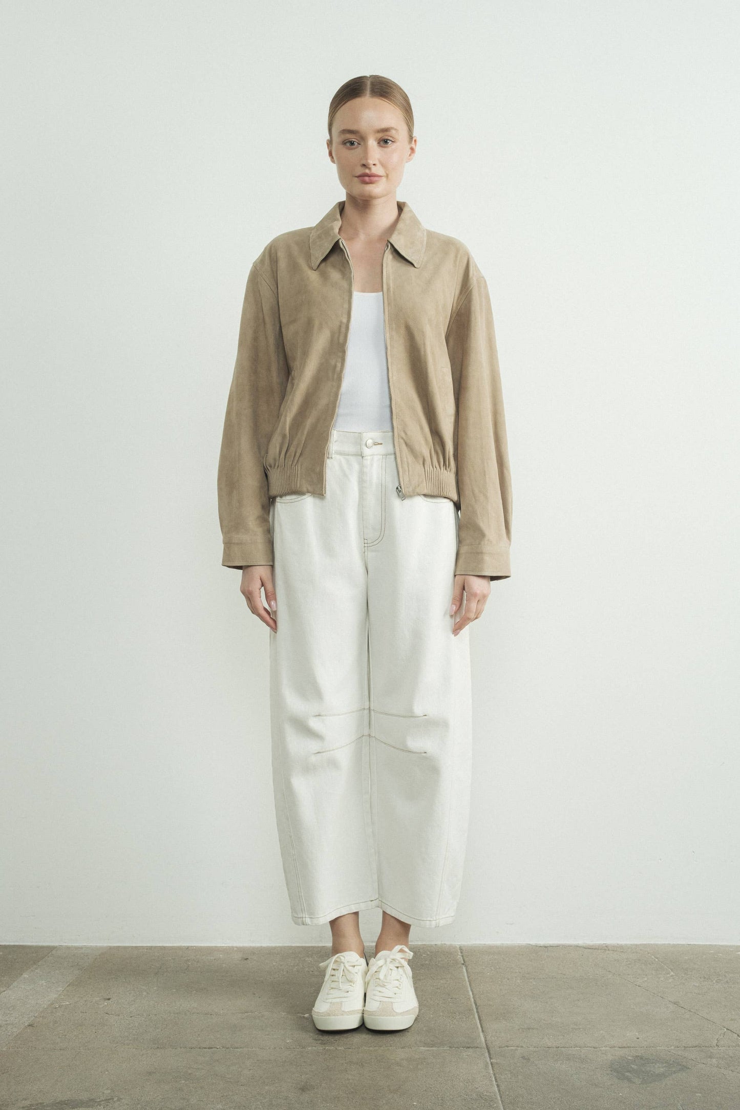 SLOUCHY RELAX FIT CROP BARREL JEANS