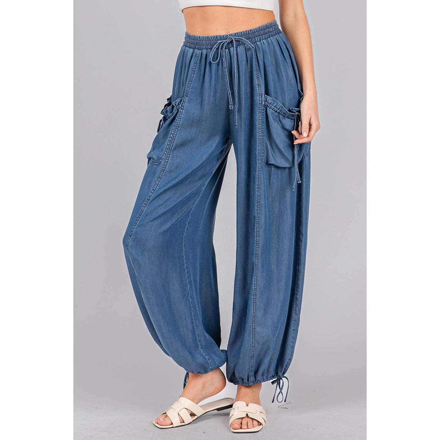 DRAWSTRING UTILITY CARGO-STYLE WIDE-LEG JOGGER (SP7680)