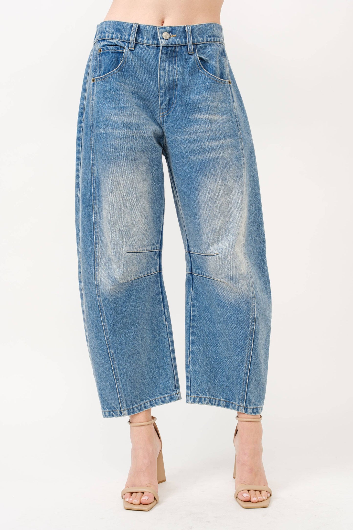 SLOUCHY RELAX FIT CROP BARREL JEANS