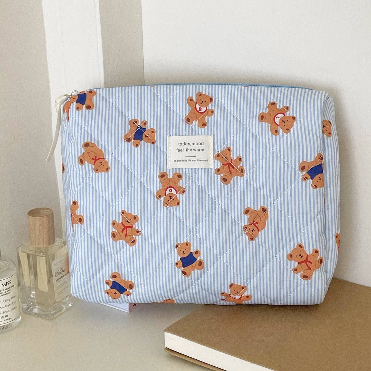 Cute Bear Print Striped Make Up Bag DP25A555