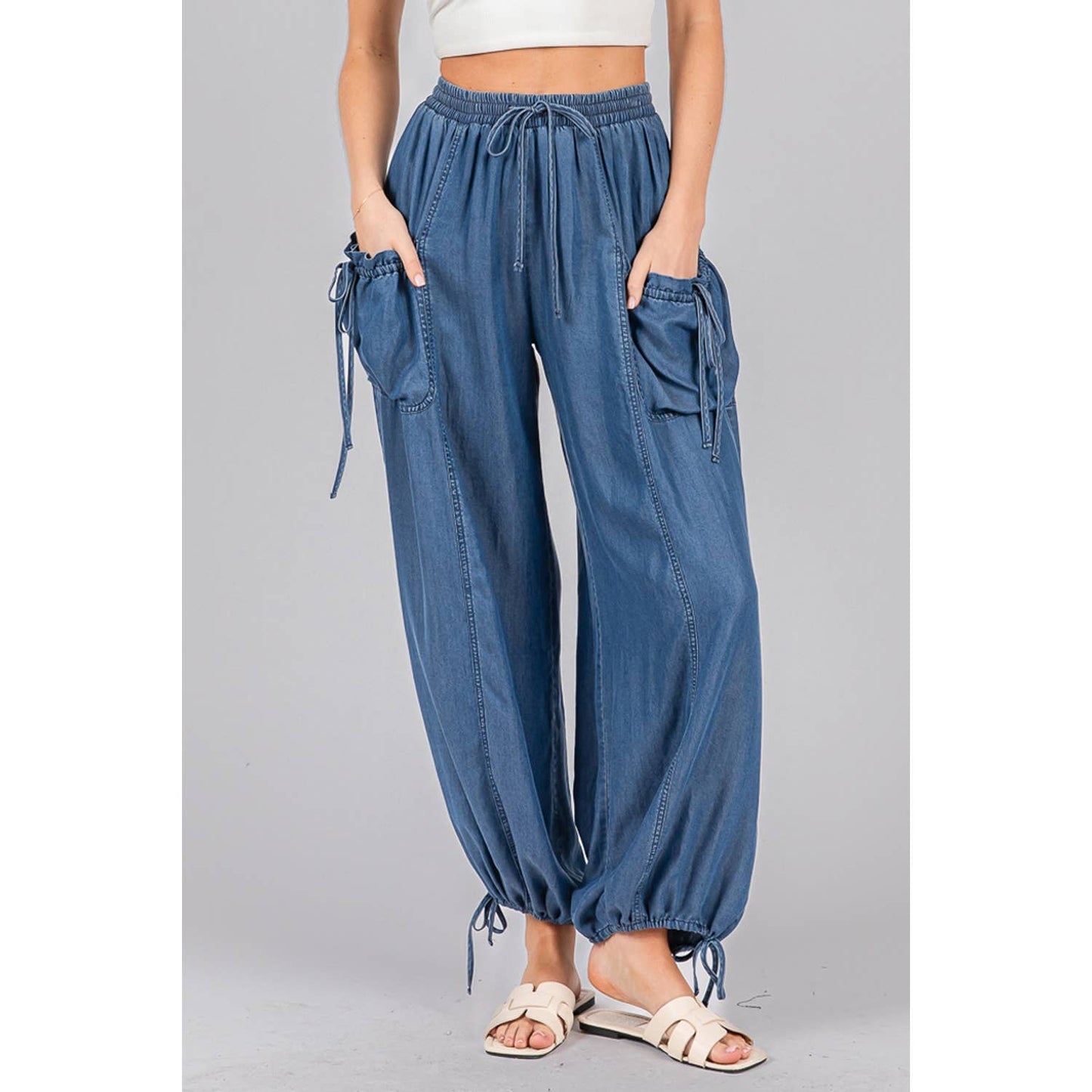 DRAWSTRING UTILITY CARGO-STYLE WIDE-LEG JOGGER (SP7680)