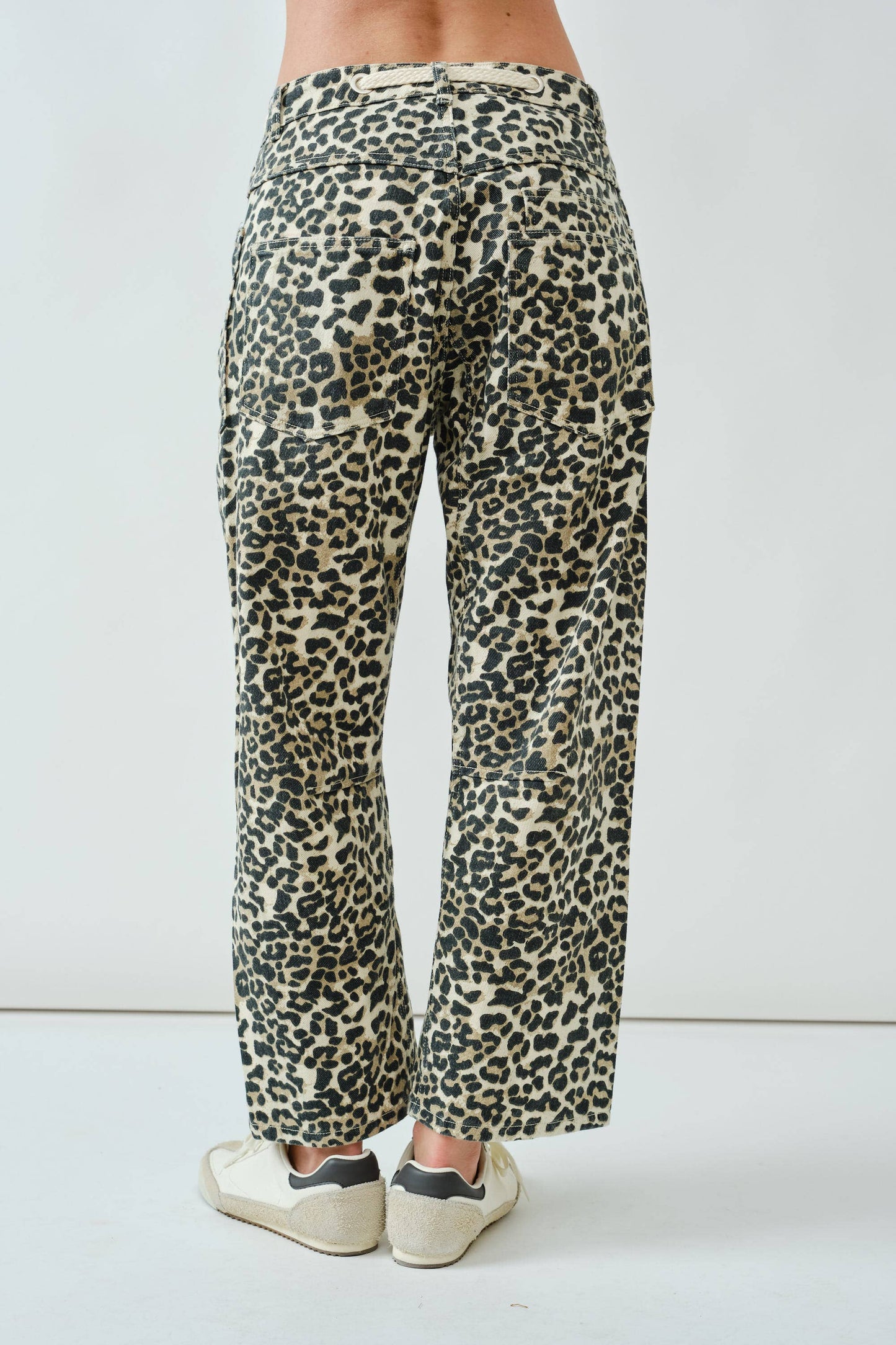 BARREL DENIM PANTS WITH EYELET WAIST