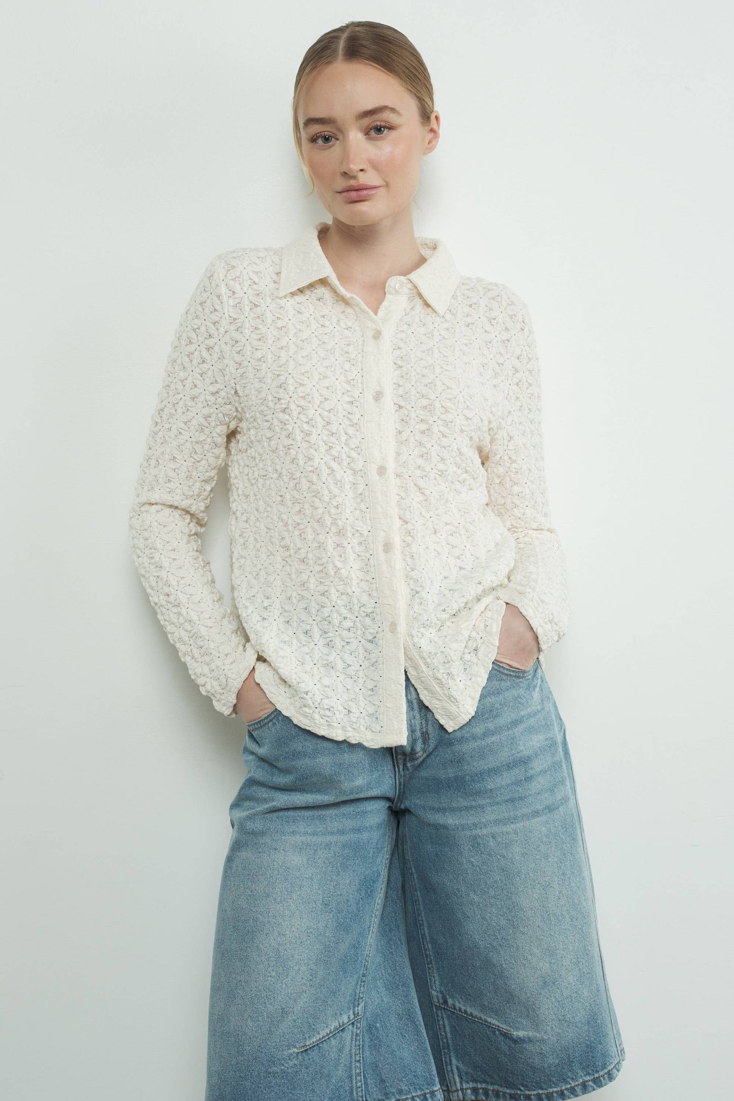 FLORAL LACE BUTTONDOWN SHIRTS