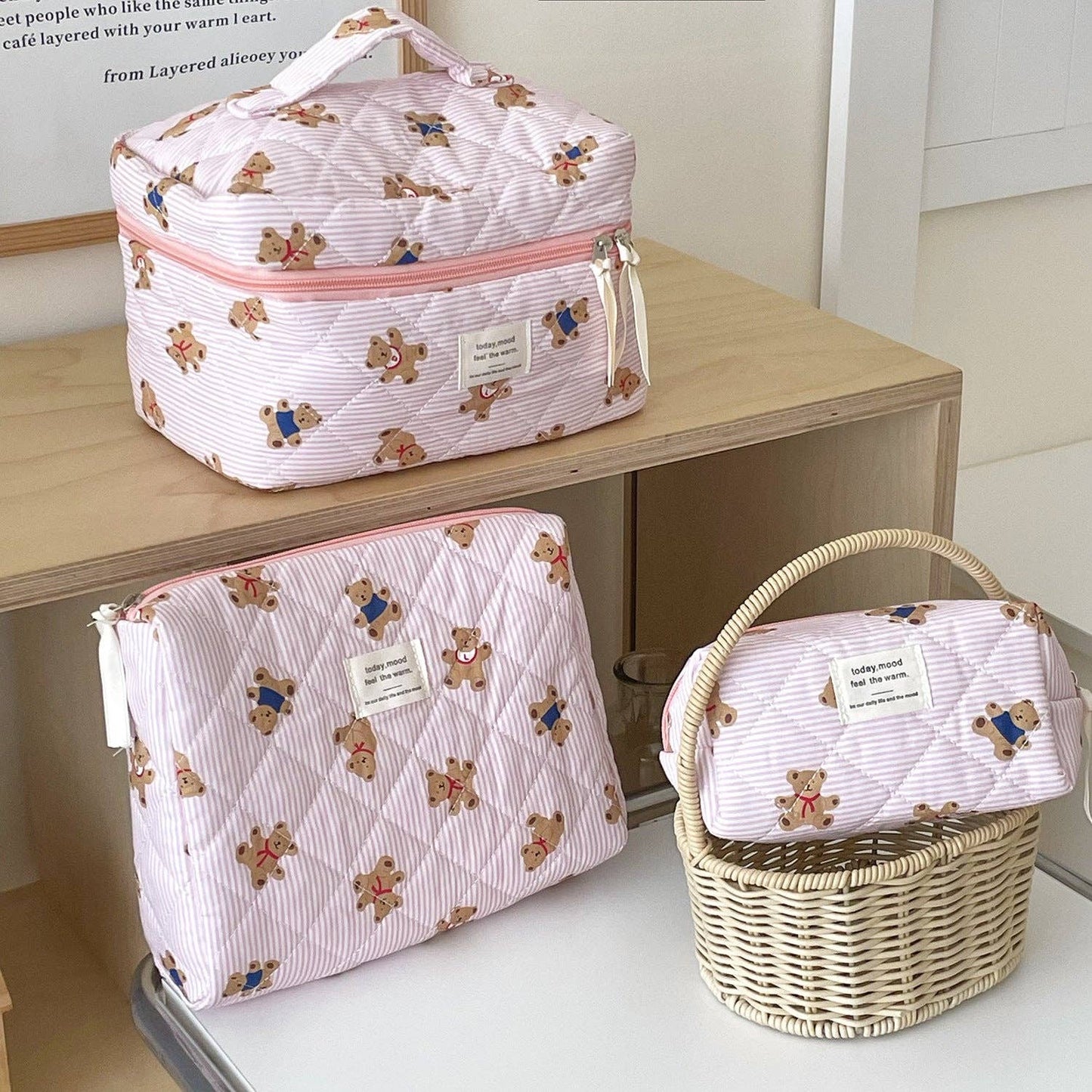 Cute Bear Print Striped Make Up Bag DP25A555