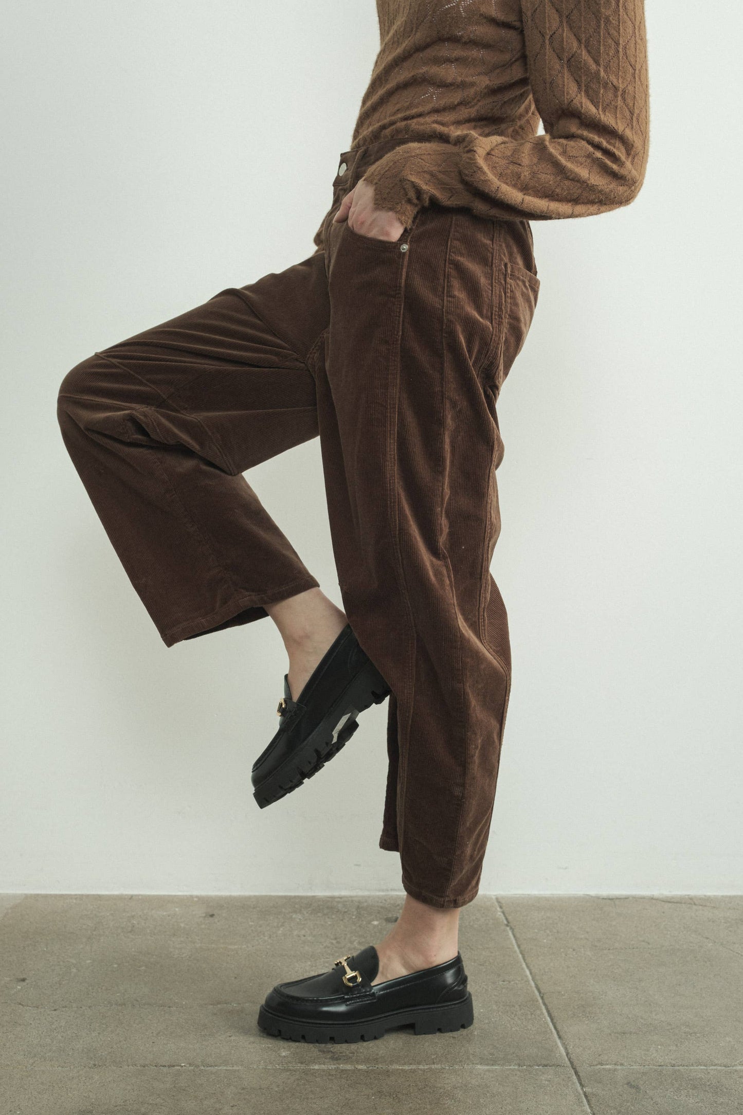 CORDUROY SLOUCHY RELAX FIT PANTS