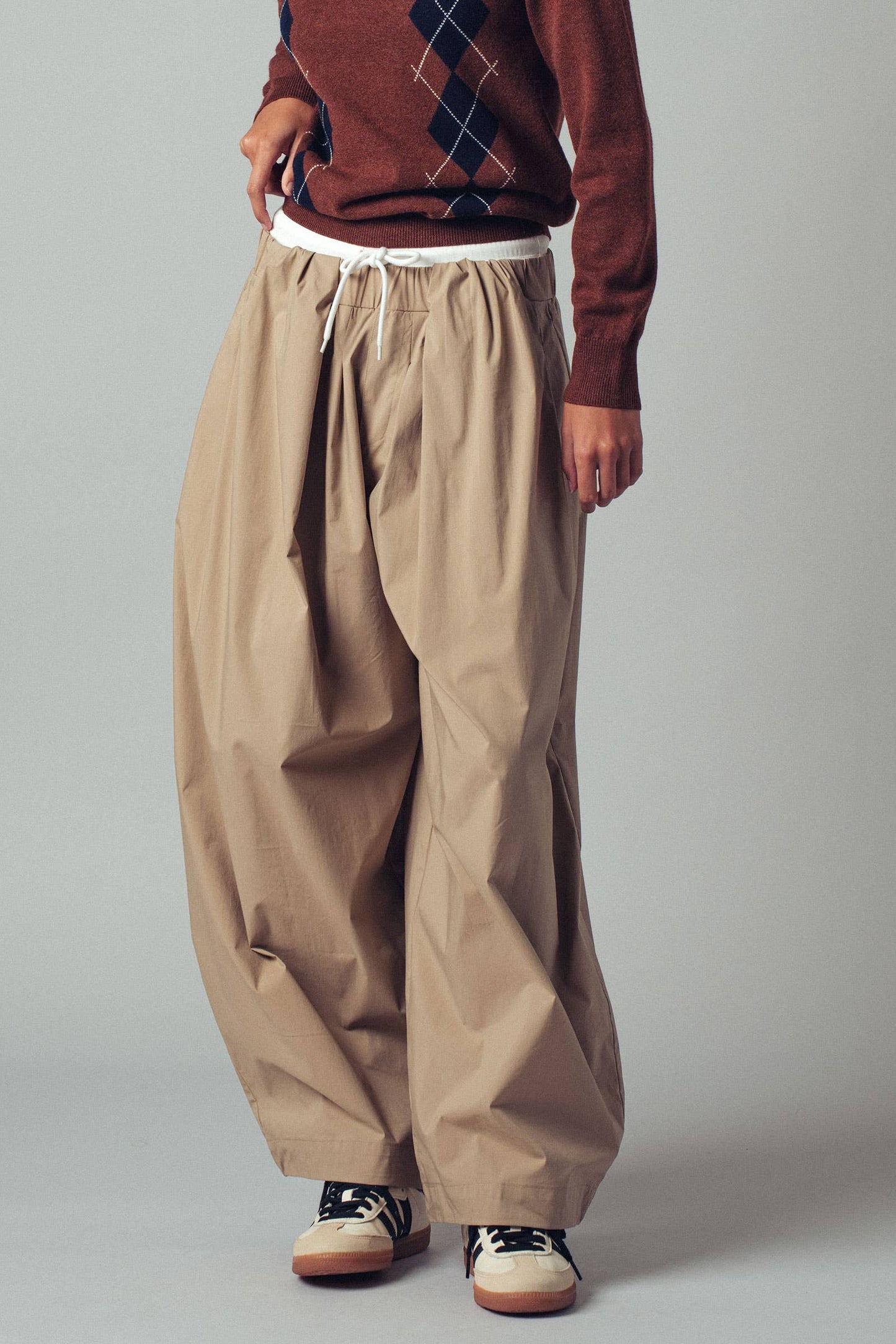 Contrast Waist Cocoon Leg Pants