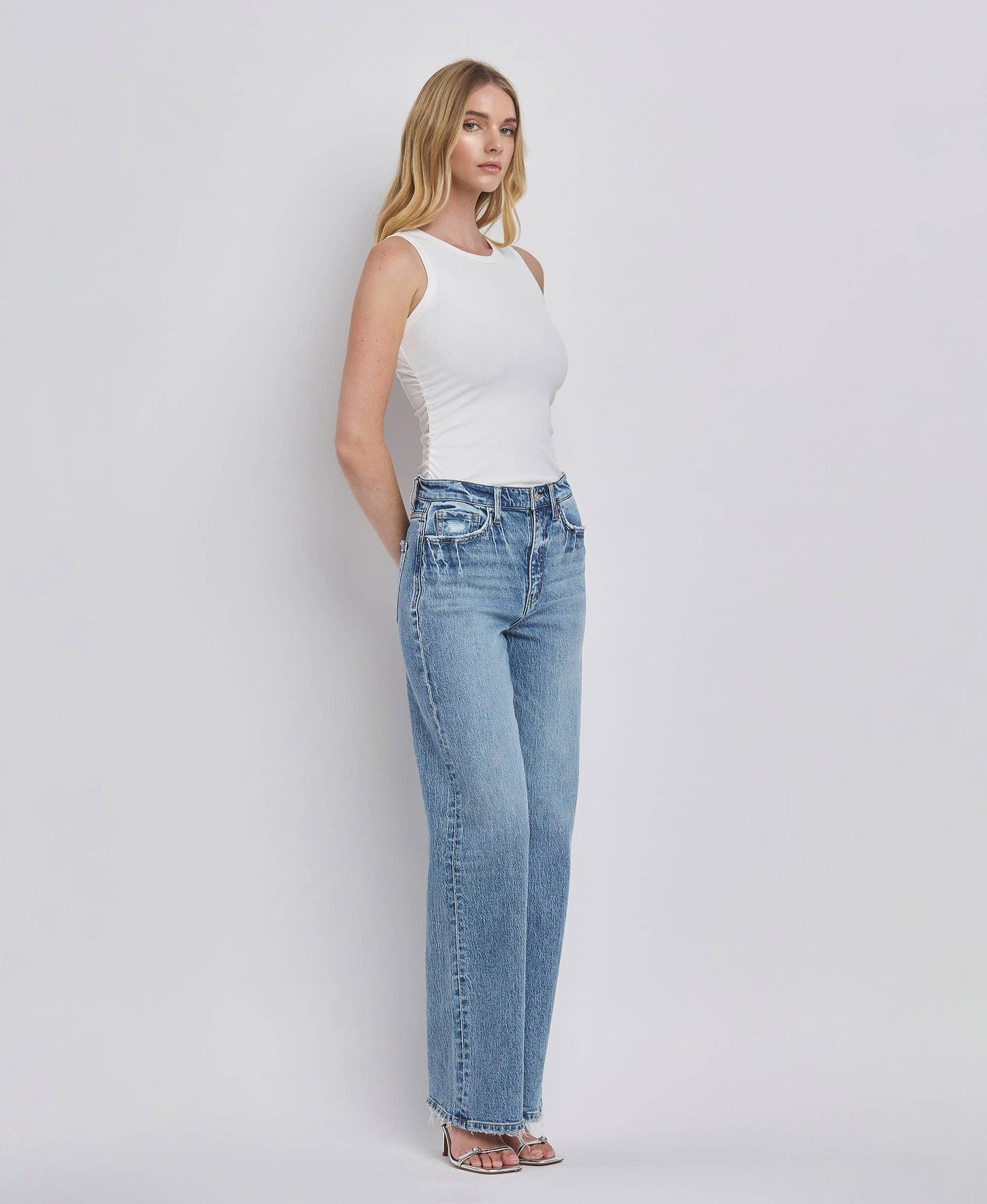 90'S SUPER HIGH RISE WIDE JEANS T6242