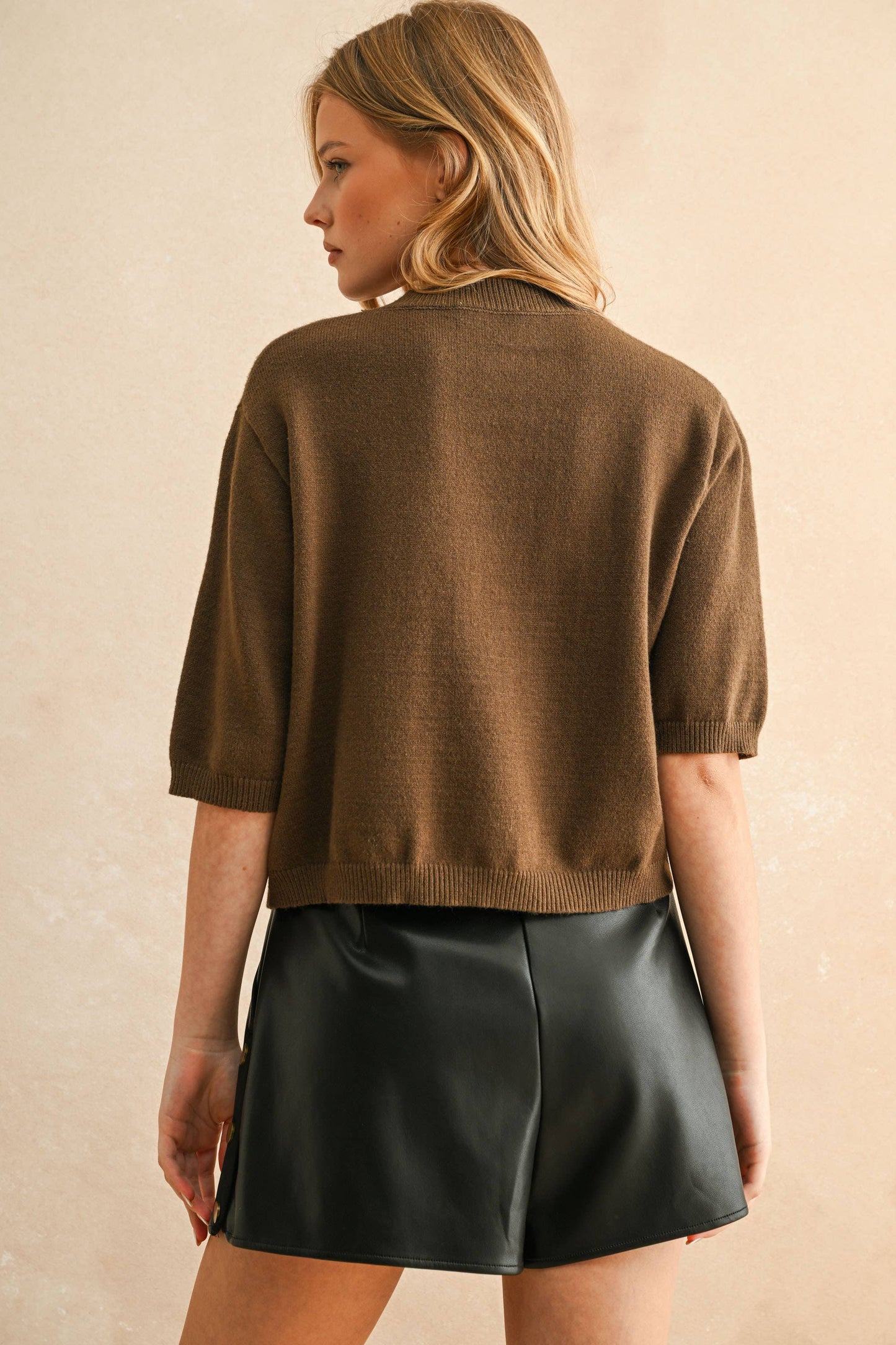 T3675   SHORT SLEEVE SWEATER TOP