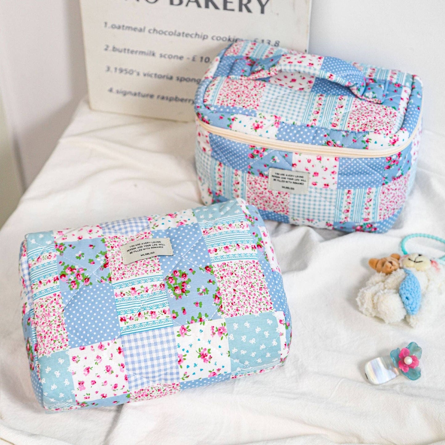 Colorful Flower Print Portable Make Up Bag DP25C562