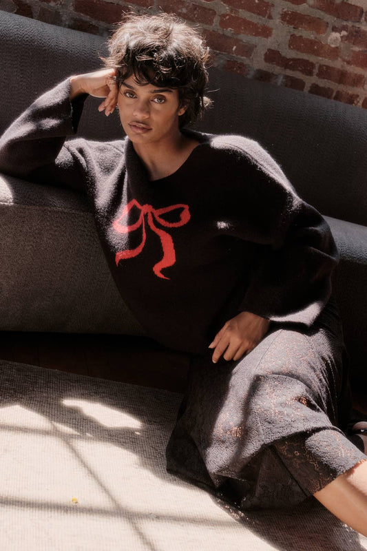 Solid Contrasting Ribbon-Bow Knit Sweater