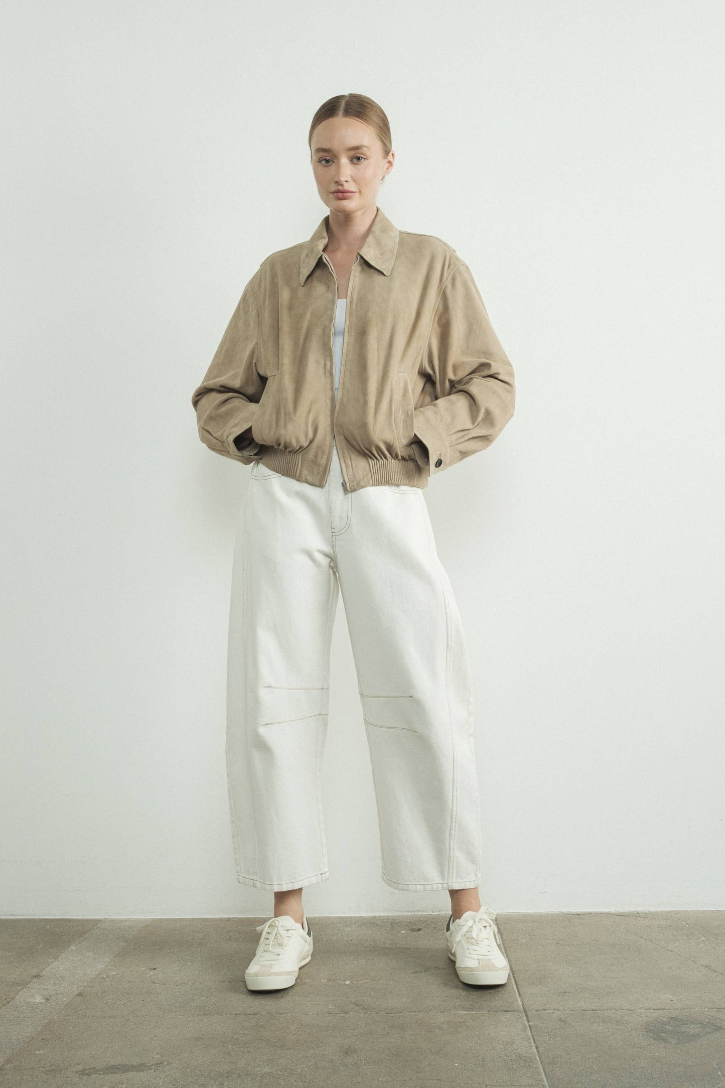 SLOUCHY RELAX FIT CROP BARREL JEANS
