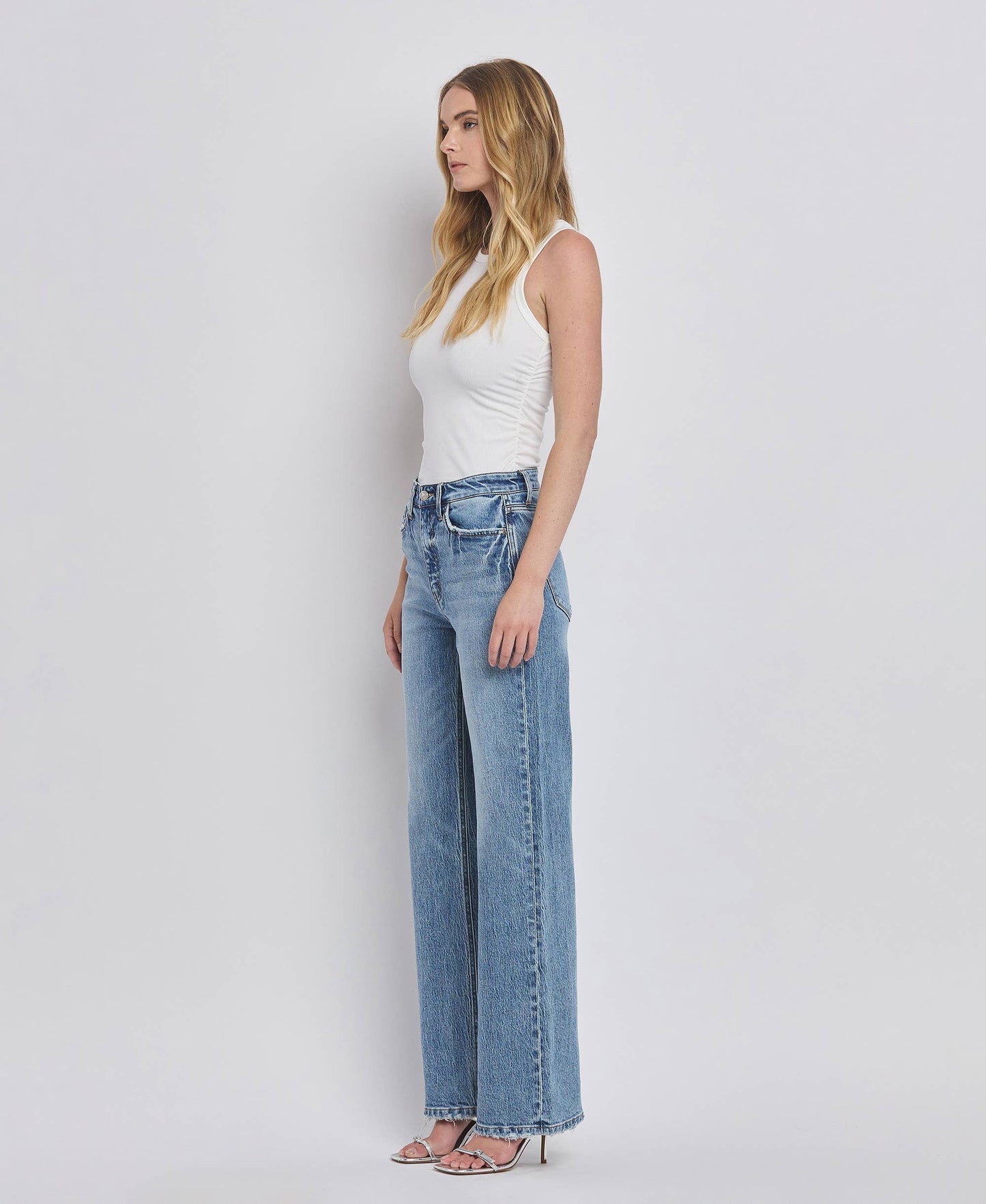 90'S SUPER HIGH RISE WIDE JEANS T6242