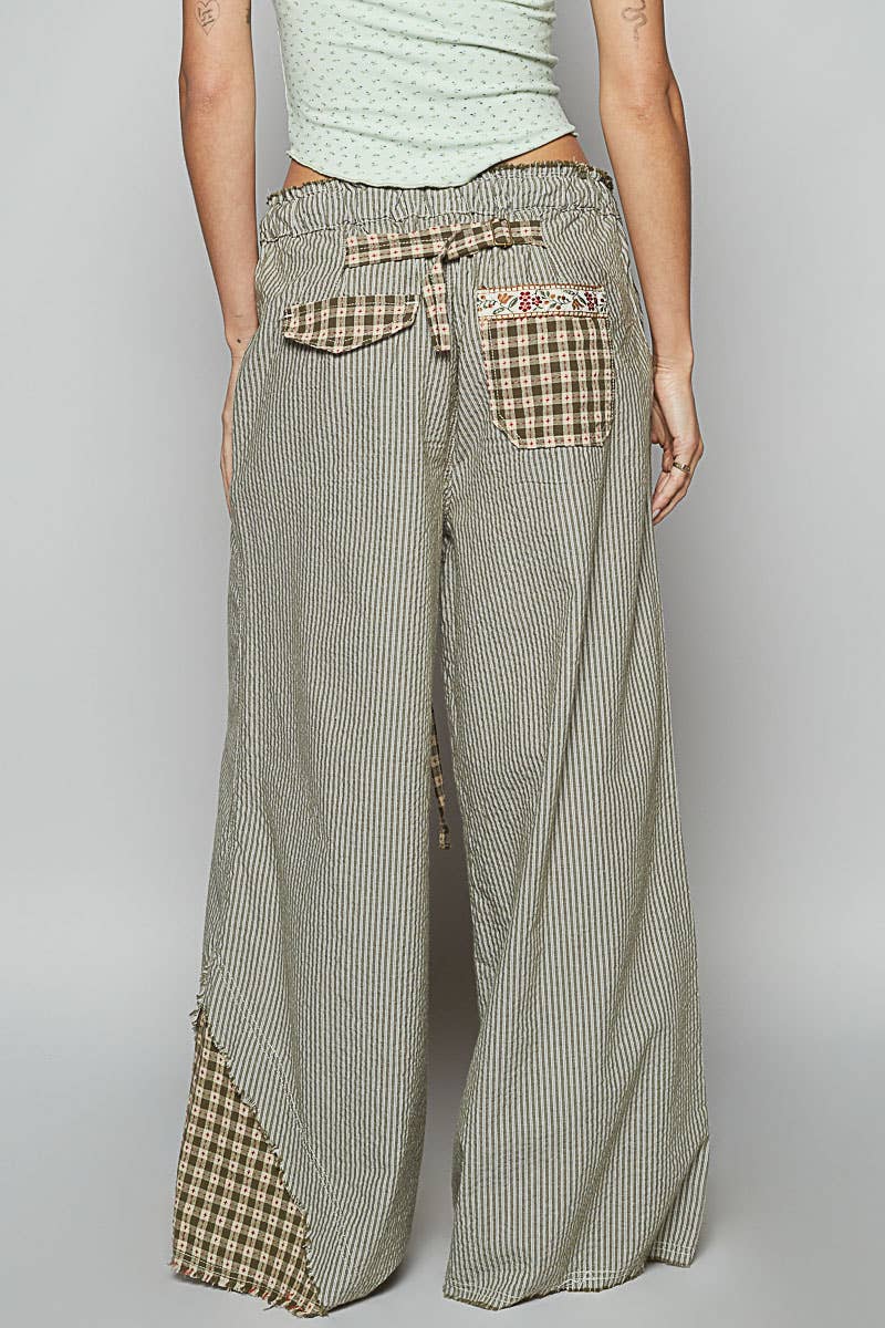 Contrast buckle back detail floral trim down woven pants