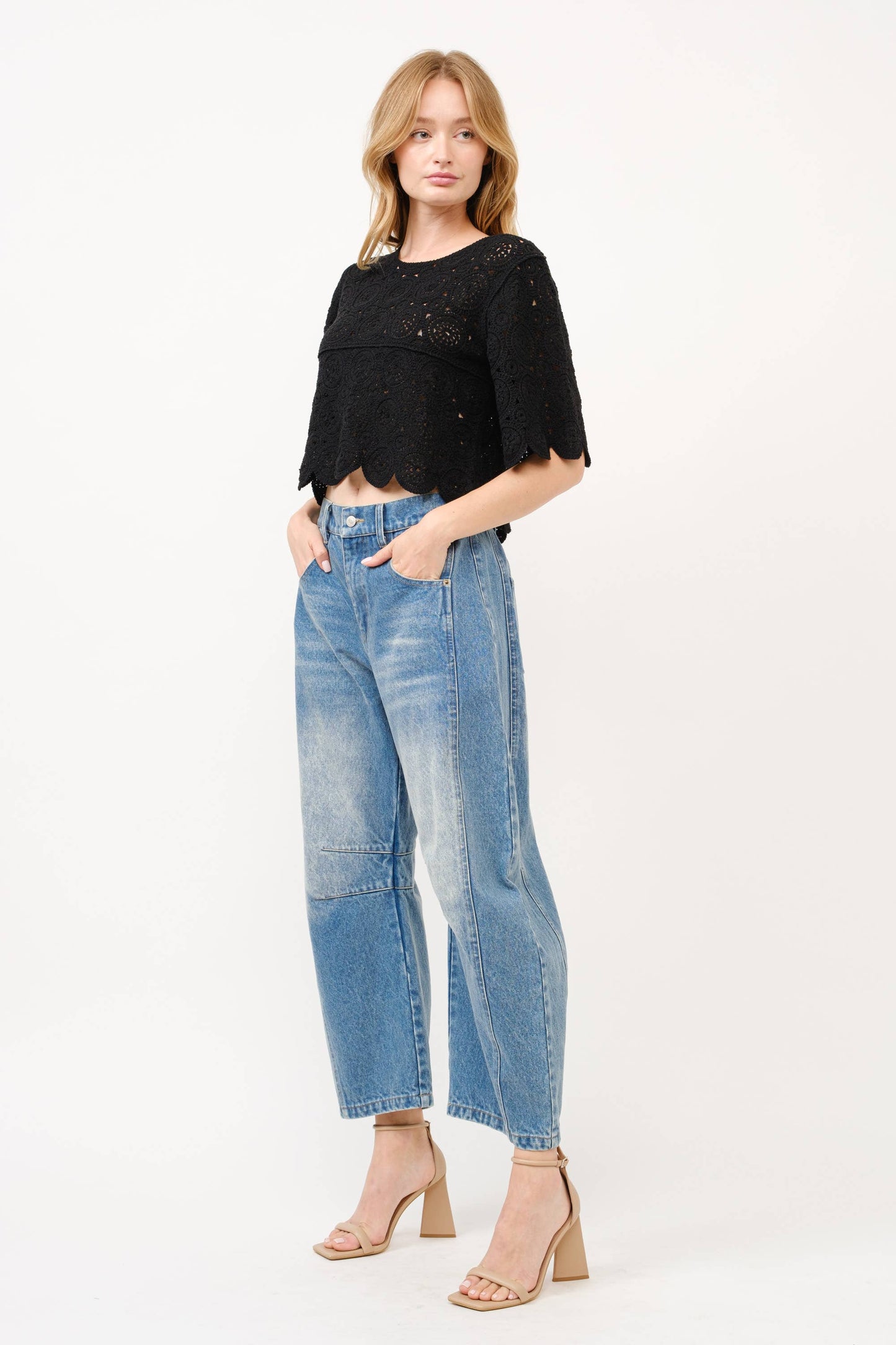 SLOUCHY RELAX FIT CROP BARREL JEANS