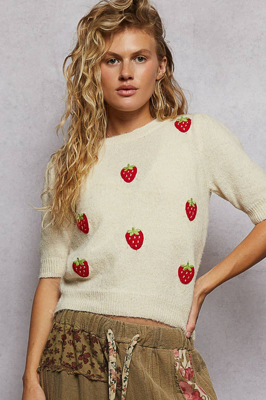Round neck strawberry handmade patch shirring sweater top