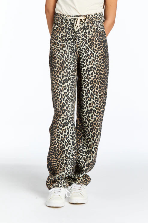 Leopard Print Slight Barrel w/drawstring - tractr