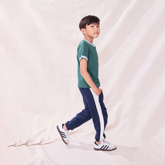 Trail Jogger in Navy | Pink Chicken