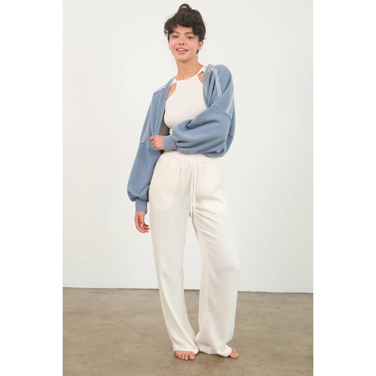 OVERSIZED CONTRAST CROPPED SHRUG