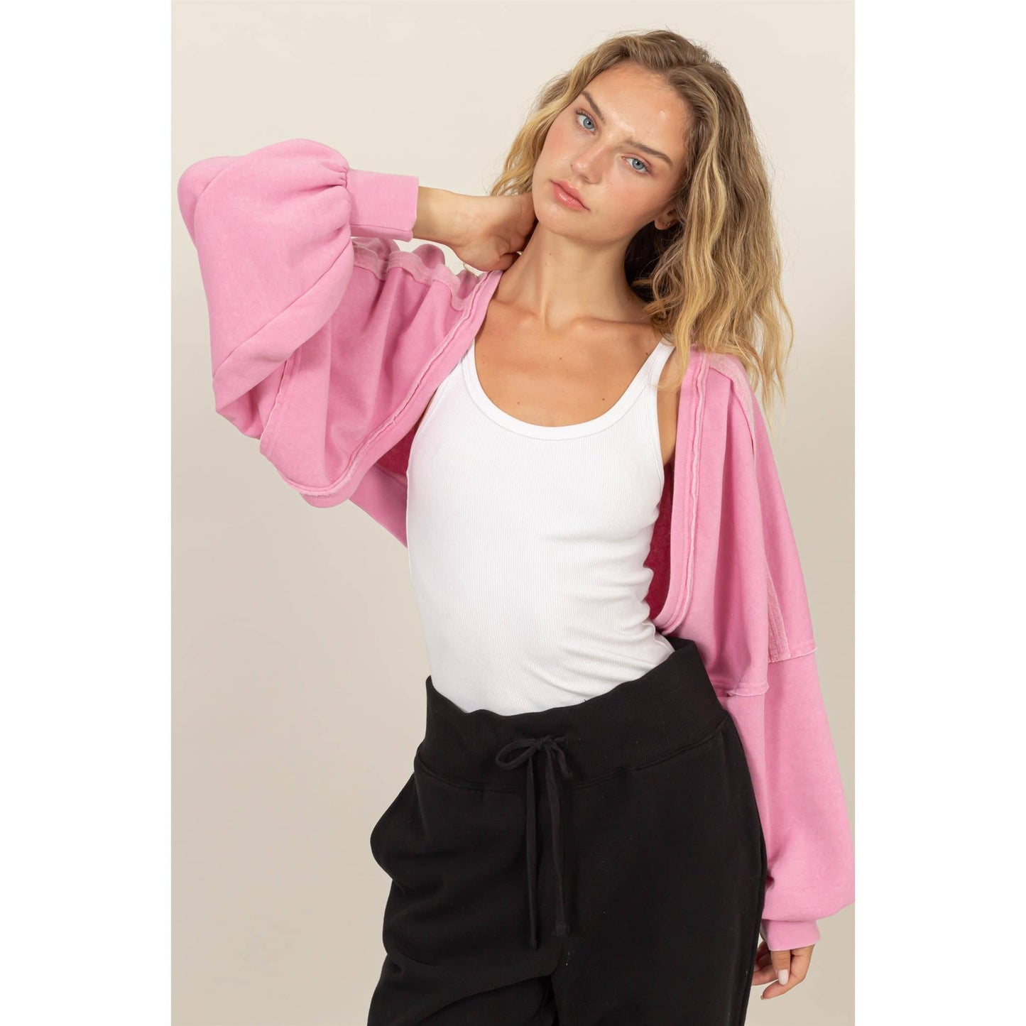 OVERSIZED CONTRAST CROPPED SHRUG