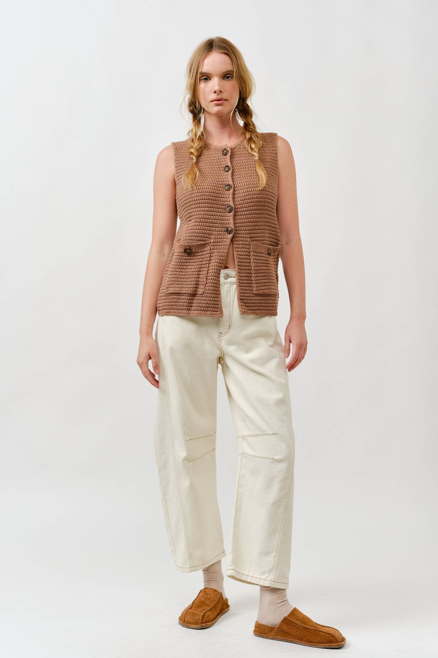 SWEATER BUTTON DOWN VEST