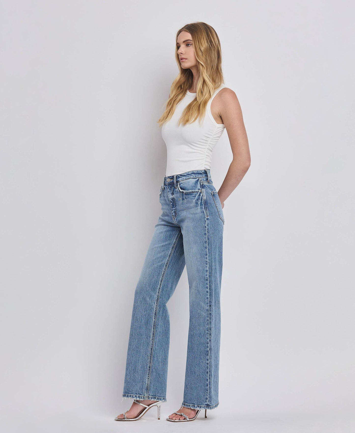 90'S SUPER HIGH RISE WIDE JEANS T6242