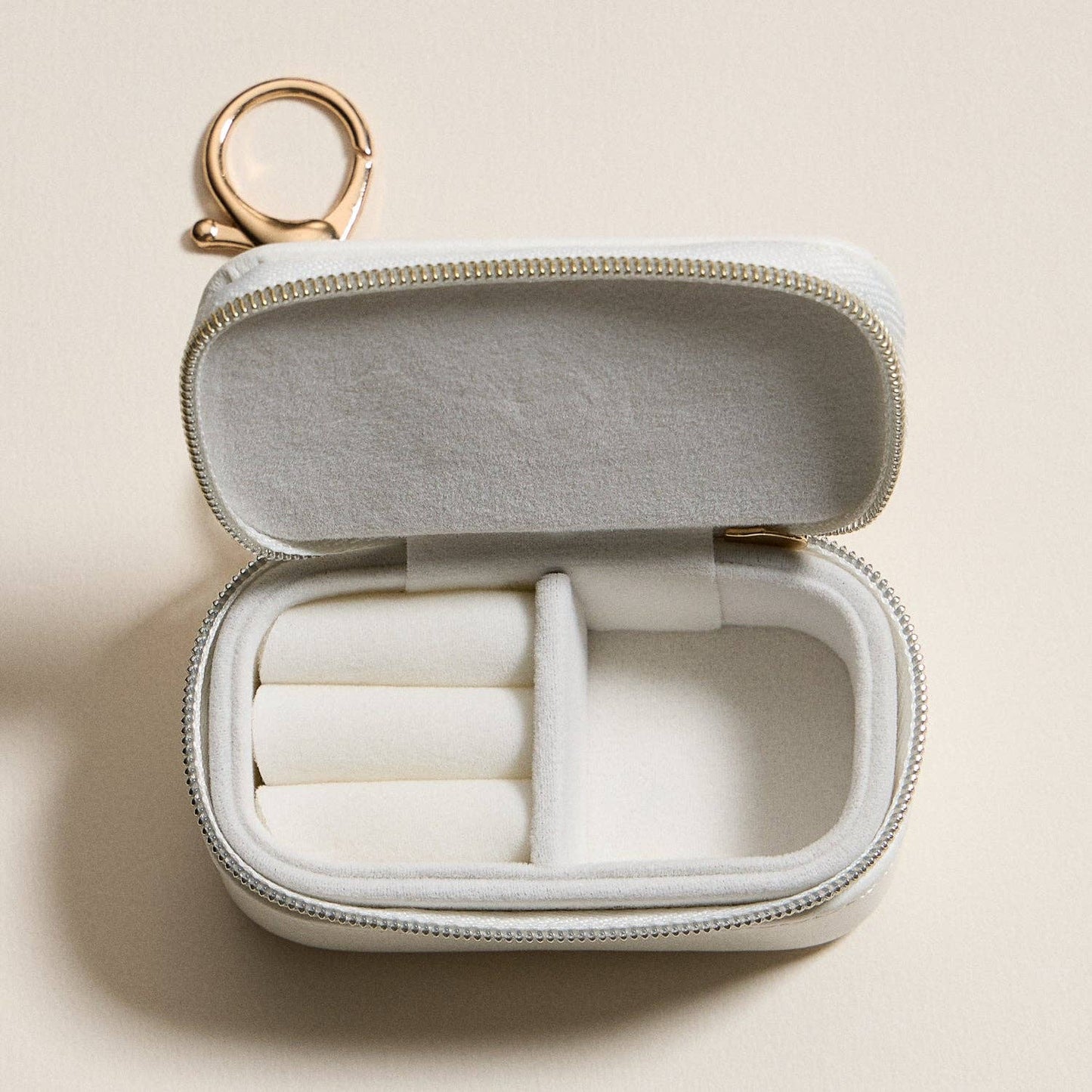 Floral Travel Jewelry Case Keychain – Mini Zipper Organizer with Ring Holder