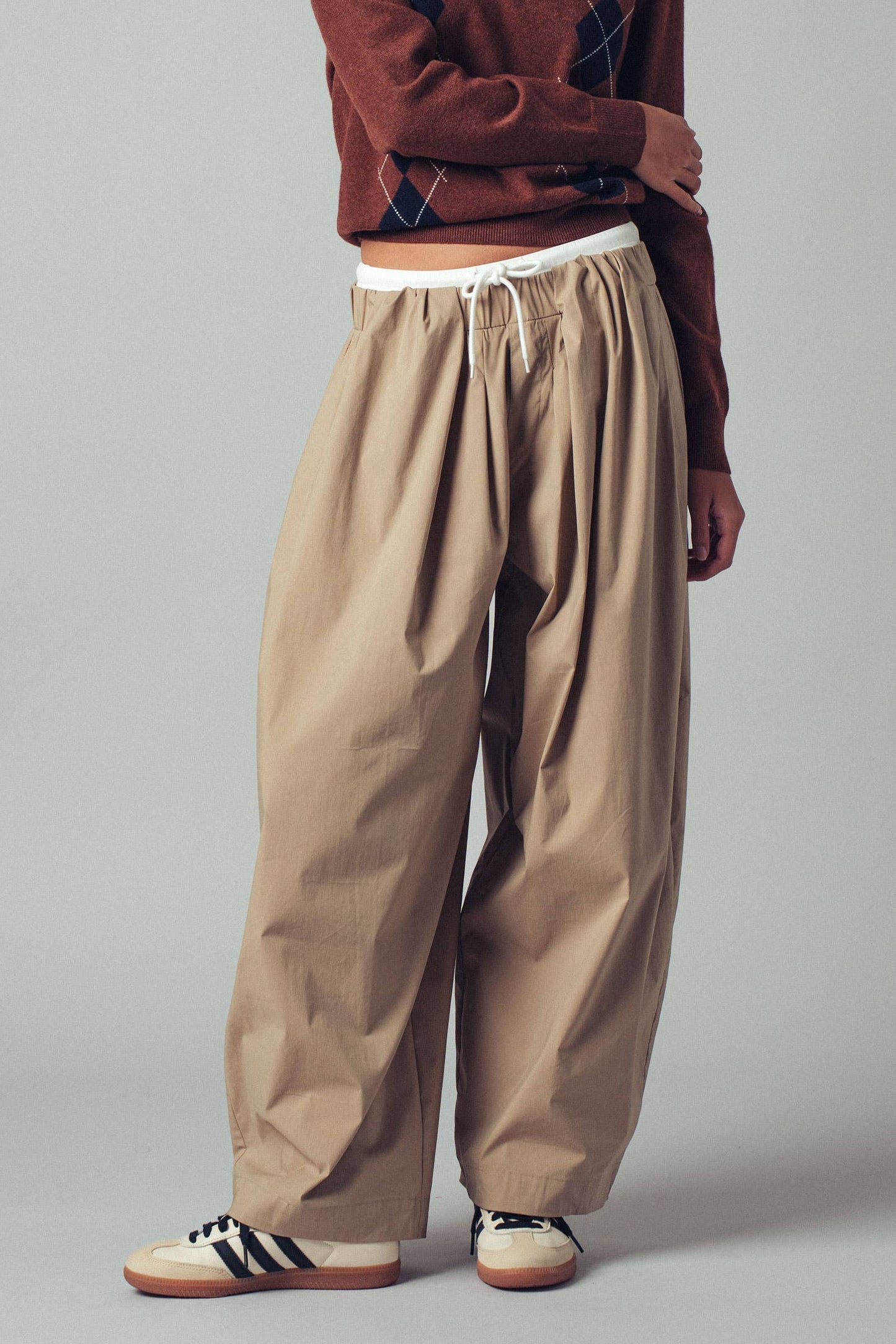 Contrast Waist Cocoon Leg Pants
