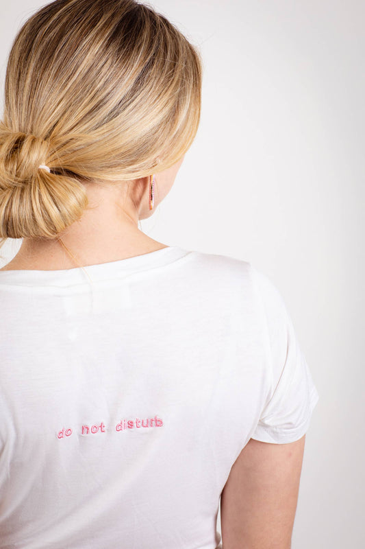 Do Not Disturb V-Neck Tee Loungwear