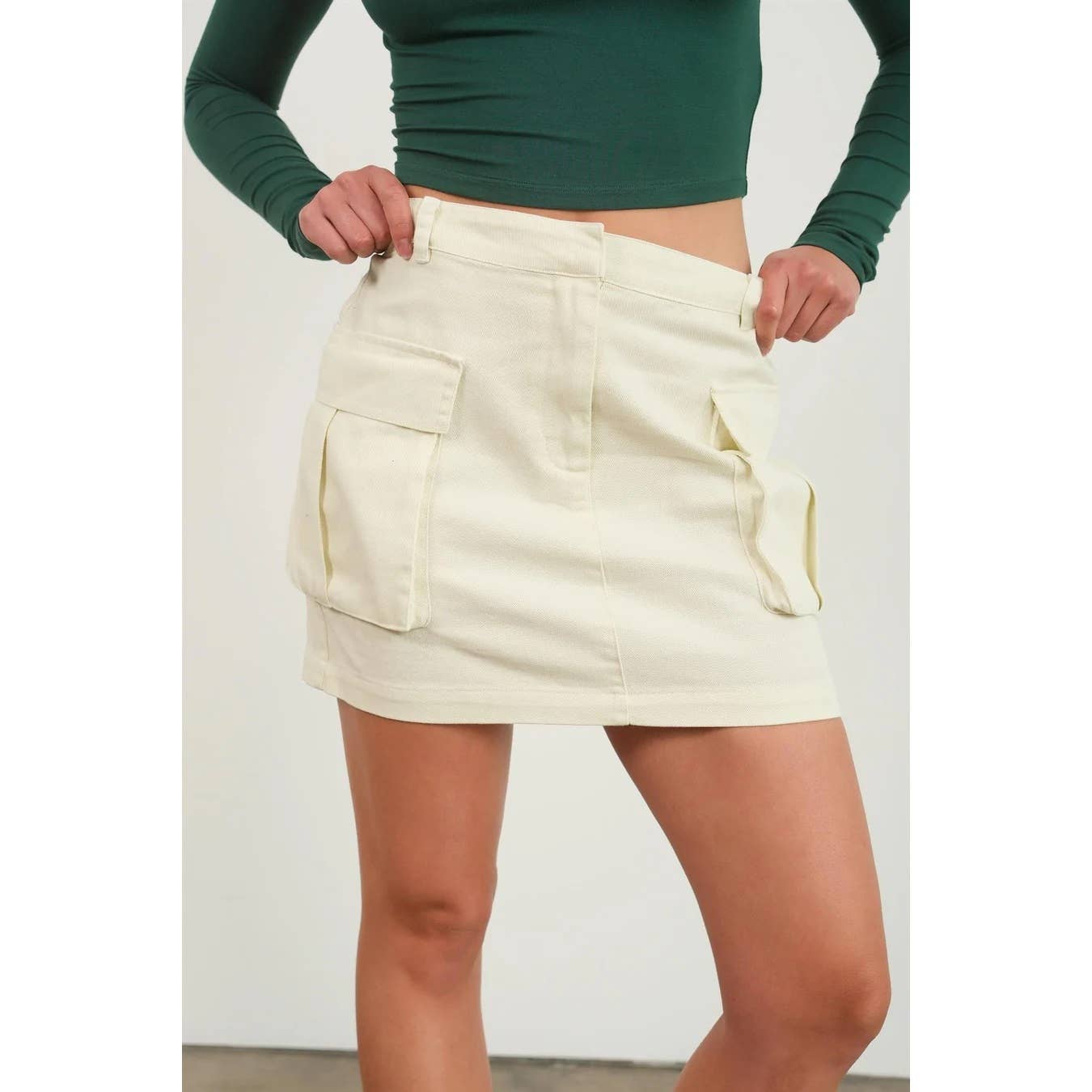 MINERAL WASHED CARGO MINI SKIRT