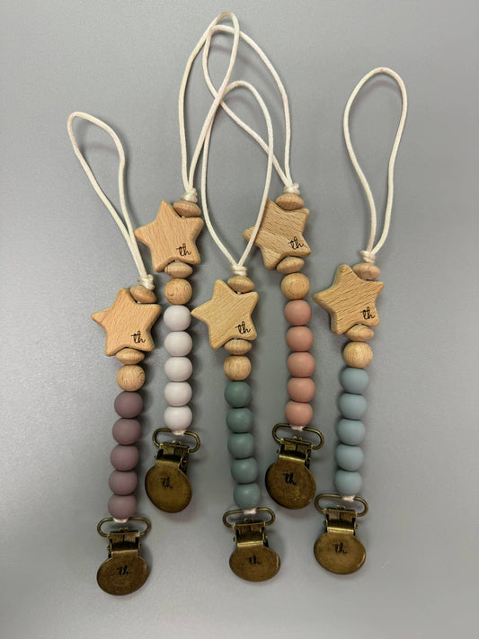 Kinley Paci/Toy Clip