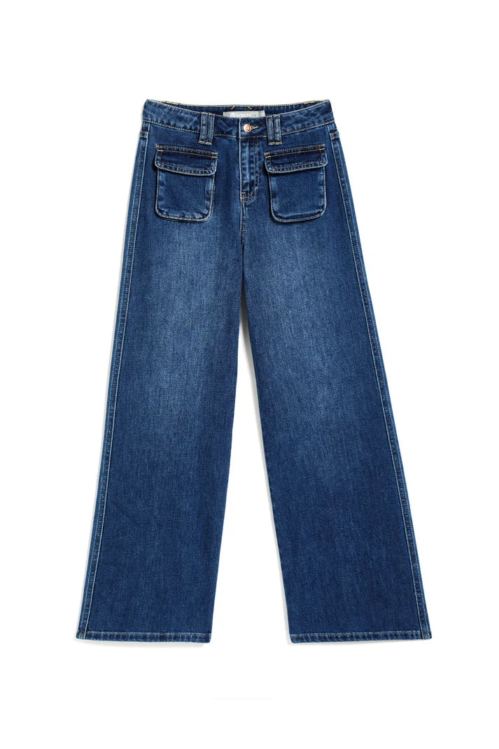 Low Rise Patch Pocket Wide Leg Jeans | Tractr